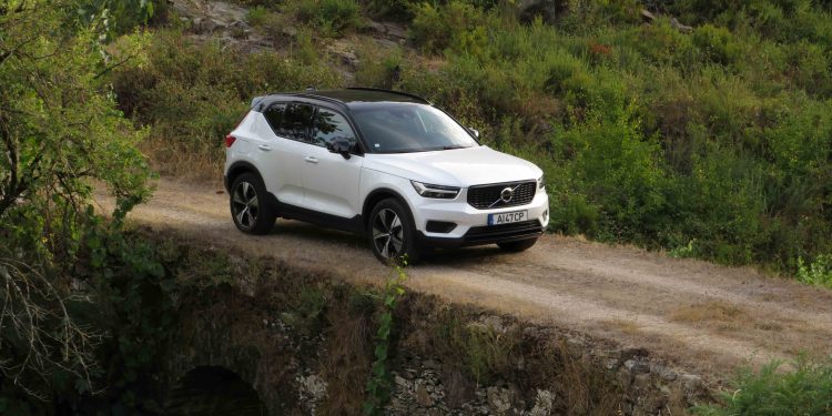 VOLVO XC40 T4 RECHARGE R-DESIGN: Ideal para cada ocasião! 43