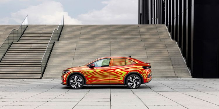 SUV coupé VW ID.5 GTX no IAA de Munique ainda como um concept car 15
