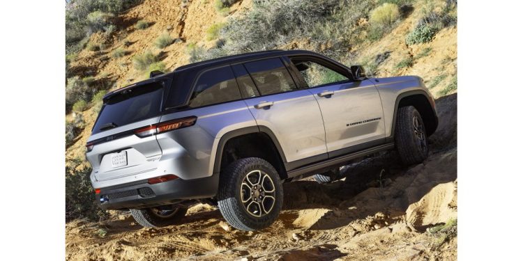 Novo Jeep Grand Cherokee de 2022, o mais tecnologicamente avançado, com melhor capacidade 4x4 e mais luxuoso 38