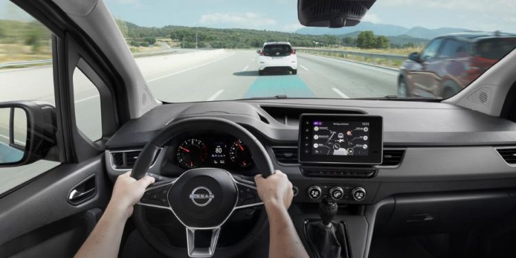 Nissan revela a nova Townstar, uma estrela no mercado de VCLs 19