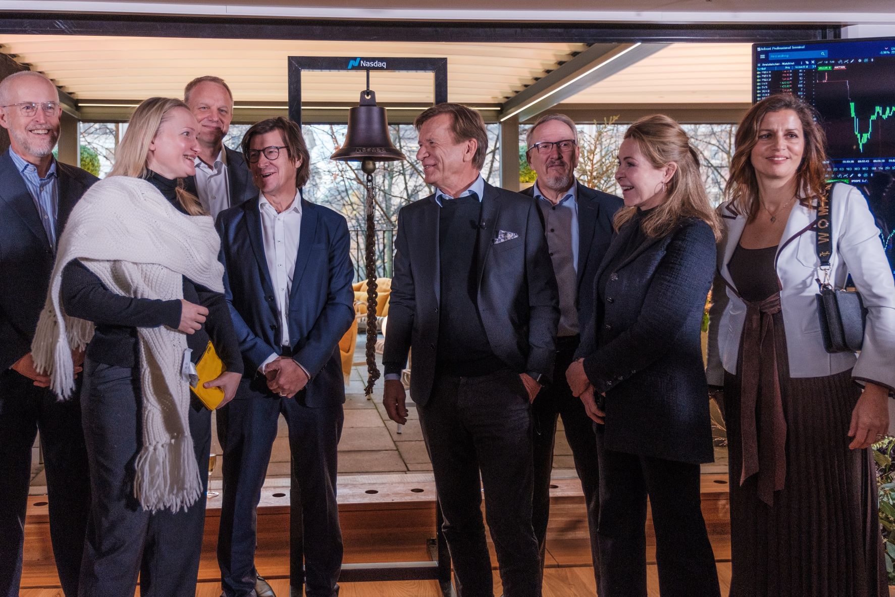 Volvo Cars celebra entrada na bolsa de Estocolmo 13