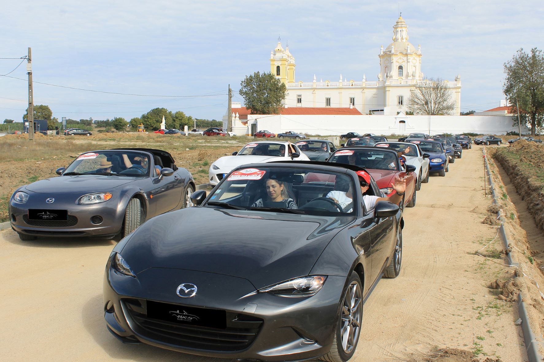 Mais de 40 Mazda MX-5 evoluem pelo Alentejo 14