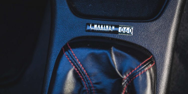 Este Mitsubishi Evolution VI Tommi Makinen está em estado irrepreensível e para venda! 20