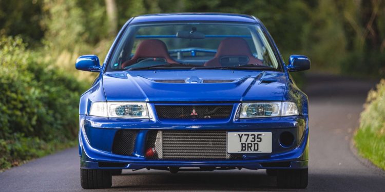 Este Mitsubishi Evolution VI Tommi Makinen está em estado irrepreensível e para venda! 25