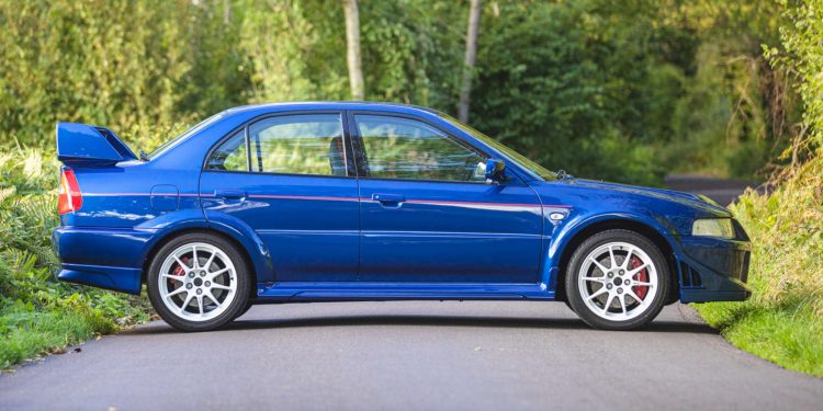 Este Mitsubishi Evolution VI Tommi Makinen está em estado irrepreensível e para venda! 23