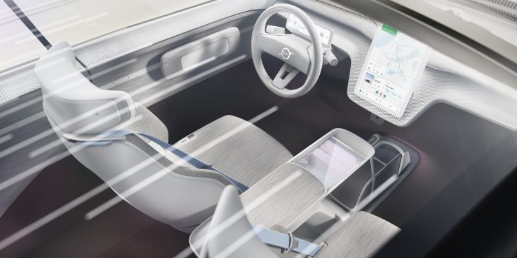 O sucessor do Volvo XC90 vai ter um design inspirado em SUV e em Carrinha. 25