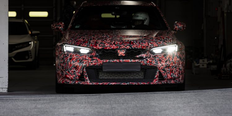Honda lança fotos do Novo Honda Civic Type-R em testes no circuito de Suzuka! 21