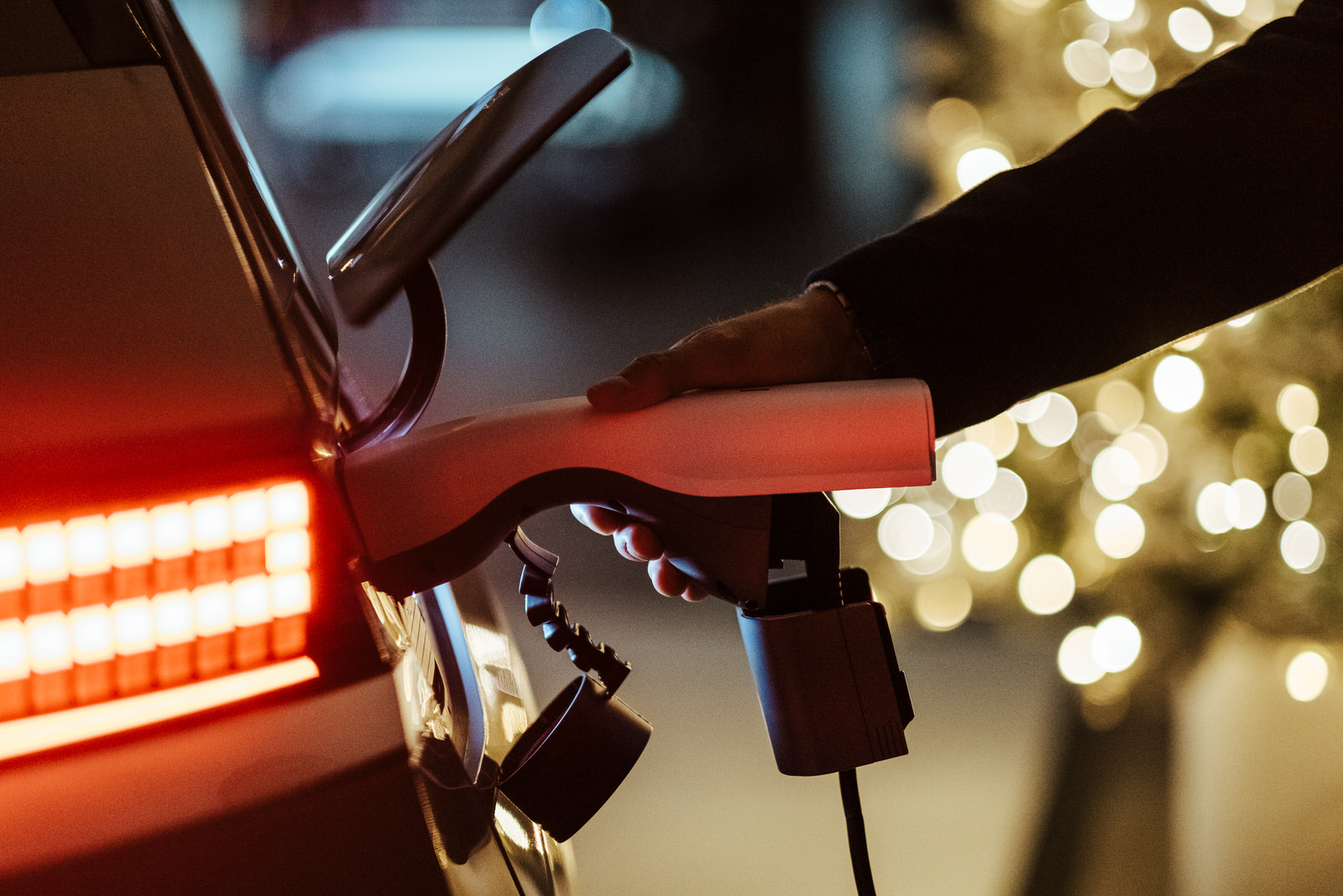 Hyundai IONIQ 5 ilumina o Natal (video) 13