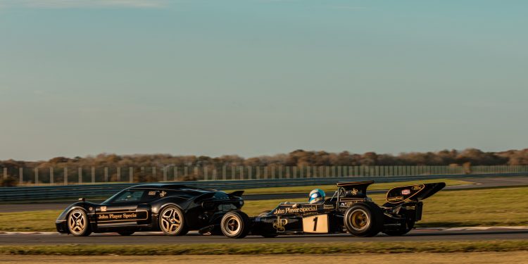 Jenson Button na fase final do desenvolvimento do Lotus Type 62-2! 28