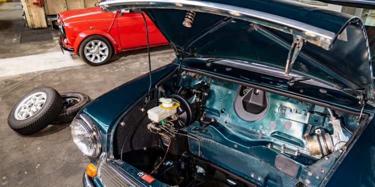 MINI inicia conversão de clássicos em elétricos! 27