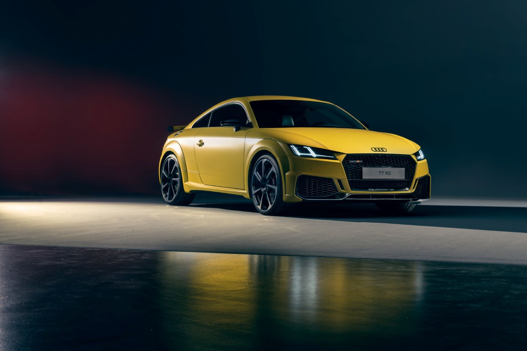 Com um visual mate: novas cores para os Audi TT, TTS, TT RS, Audi Q3 e RS Q3 17