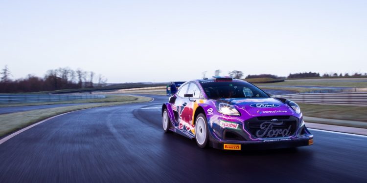 Esquema De Cores Do M-Sport Ford Puma Hybrid Rally1 visto em trajes de competição pela primeira vez 18