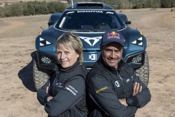 Jutta Kleinschmidt e Nasser Al-Attiyah confirmados como pilotos do ABT CUPRA XE 2022 para o Extreme E 22
