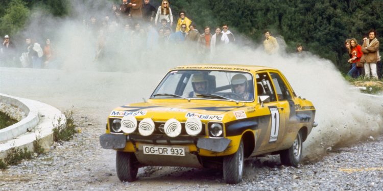 Foi há 40 anos: Walter Röhrl sagrou-se Campeão do Mundo de Ralis num Opel Ascona 400 29 Foi há 40 anos: Walter Röhrl sagrou-se Campeão do Mundo de Ralis num Opel Ascona 400 29