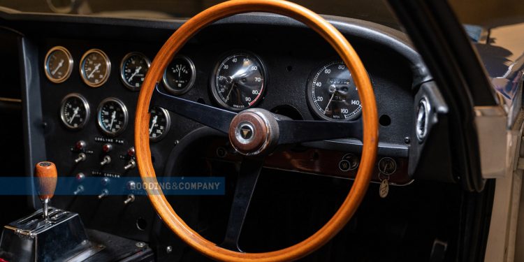 Sinergia de nações: Este Shelby Toyota 2000 GT juntou o "know-how" da Toyota e da Cobra e está para venda! (vídeo) 24