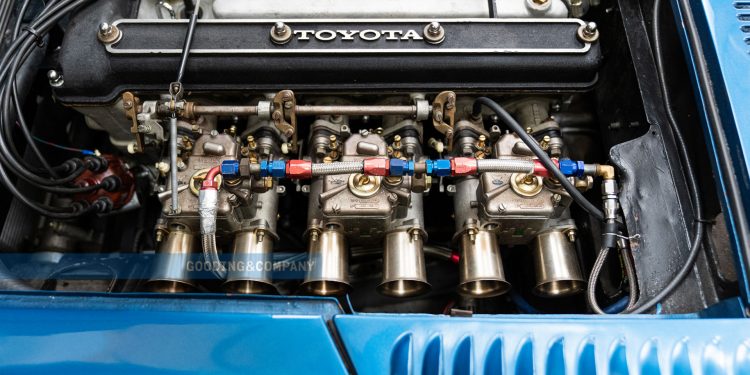 Sinergia de nações: Este Shelby Toyota 2000 GT juntou o "know-how" da Toyota e da Cobra e está para venda! (vídeo) 27