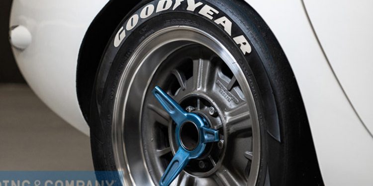 Sinergia de nações: Este Shelby Toyota 2000 GT juntou o "know-how" da Toyota e da Cobra e está para venda! (vídeo) 31