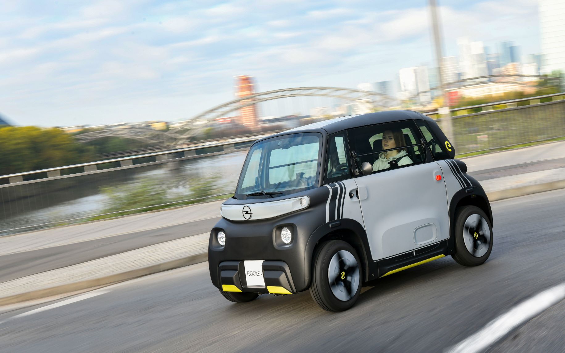 Opel tornar-se-á puramente elétrica em tempo recorde 13