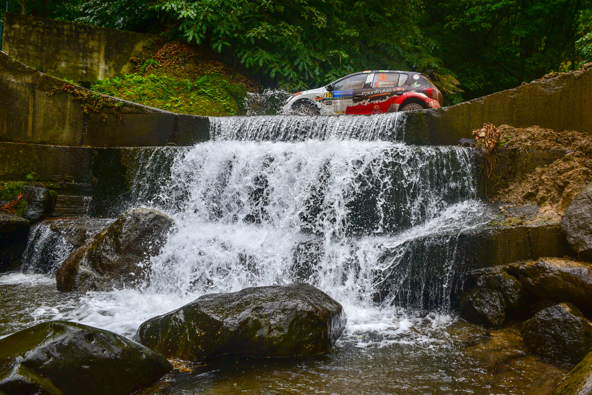 Gil Antunes resiste à dureza do Azores Rallye e consegue top 8 do CPR 19