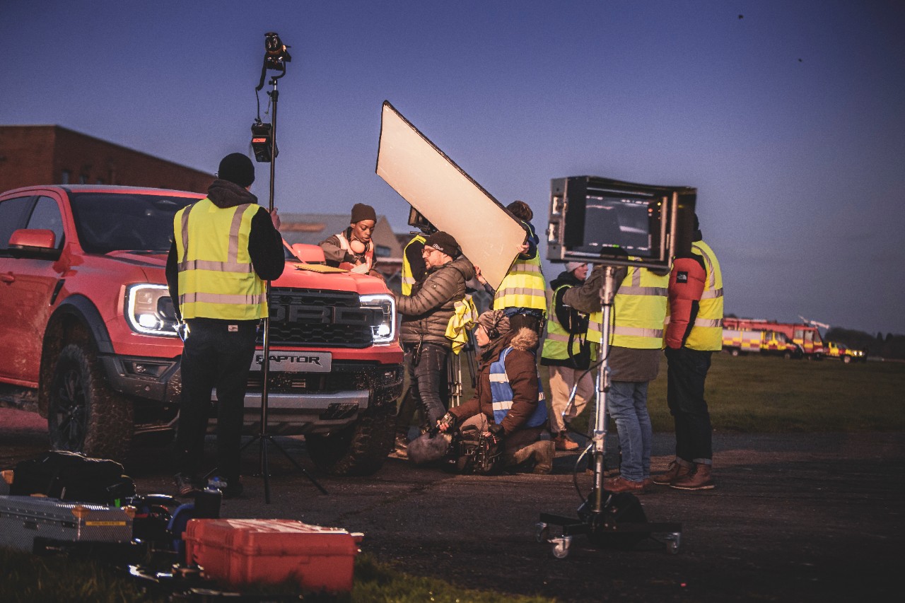 “Vôo, Câmara, Ação!”: Nos Bastidores Das Filmagens Do Vídeo De Apresentação Da Nova Geração Ranger Raptor 19