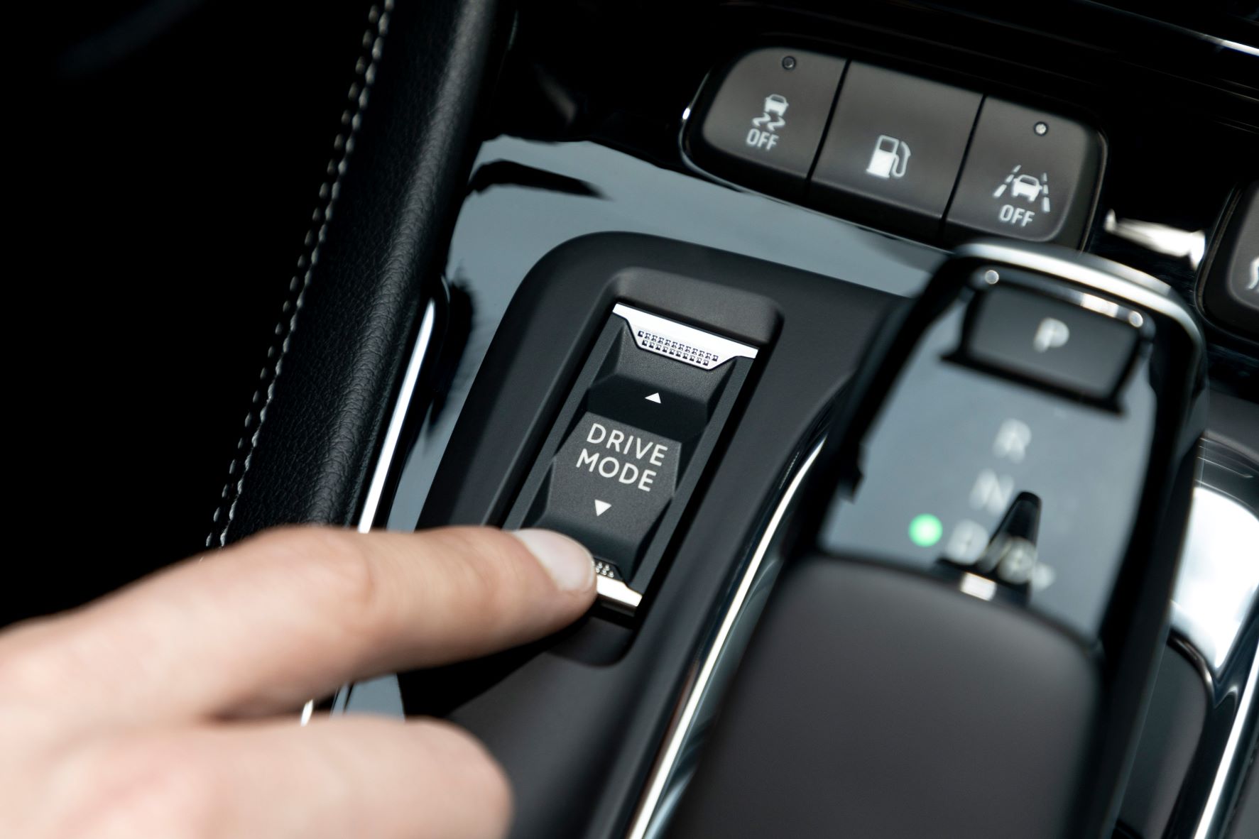 Novo Opel Grandland já disponível com ofertas especiais de lançamento para clientes particulares e profissionais 16