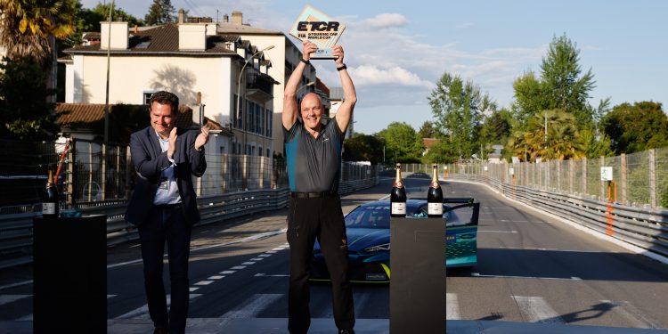 Início perfeito para a equipa CUPRA EKS que conquistou o primeiro lugar do pódio na primeira ronda do FIA ETCR em Pau 17