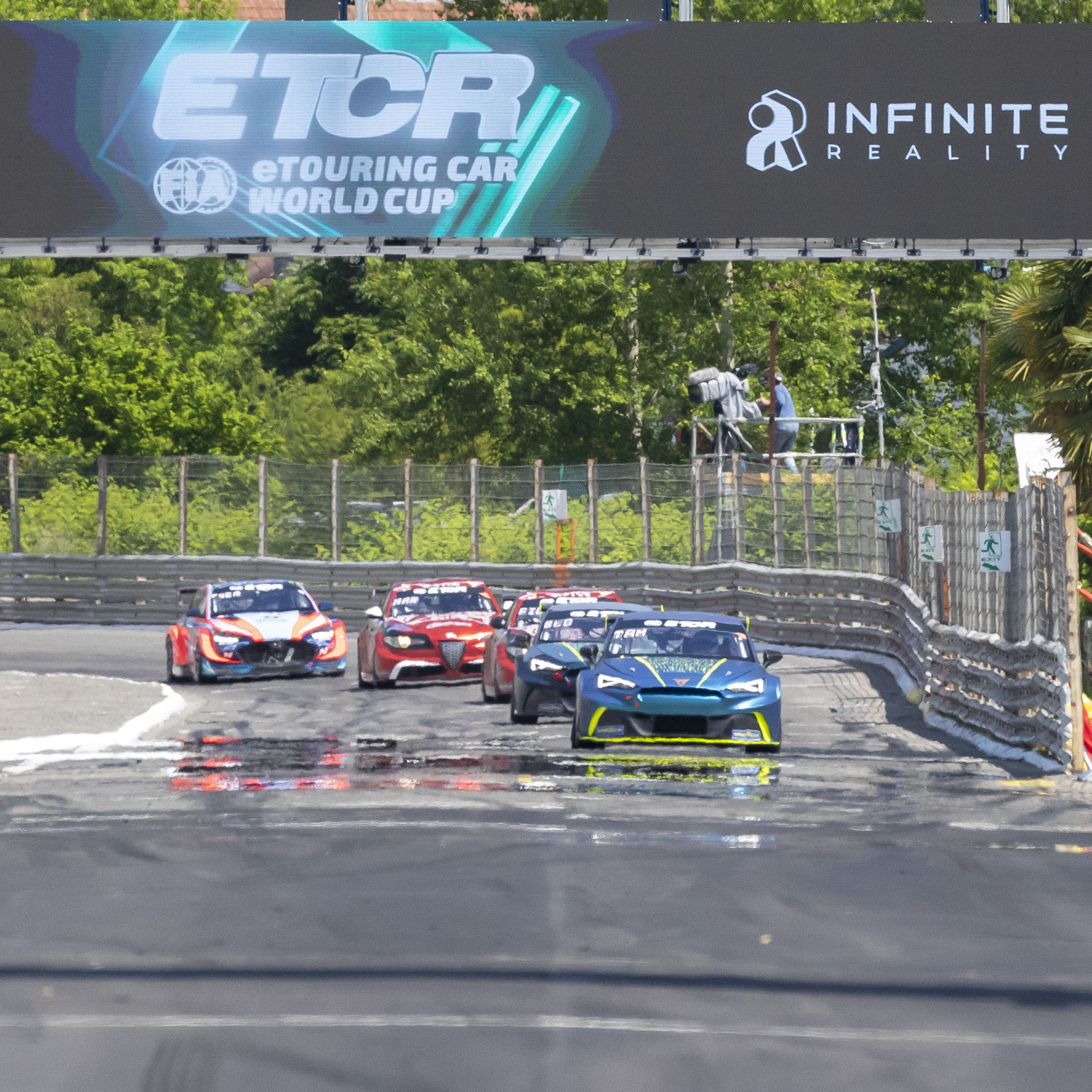 Início perfeito para a equipa CUPRA EKS que conquistou o primeiro lugar do pódio na primeira ronda do FIA ETCR em Pau 14