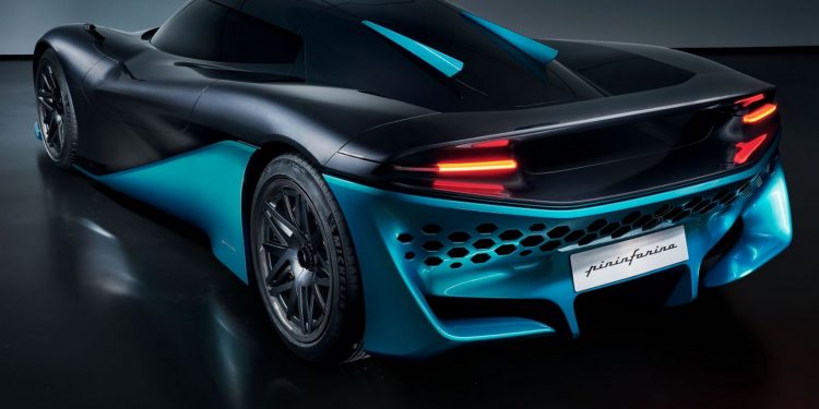 Viritech Apricale: O hiper carro a hidrogénio desenhado pela Pininfarina com 1090cv de potência! 21 Viritech Apricale: O hiper carro a hidrogénio desenhado pela Pininfarina com 1090cv de potência! 21