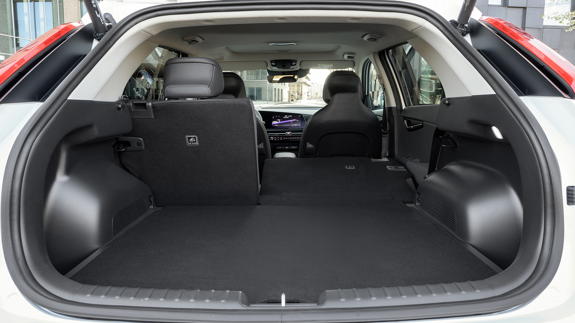 Novo Kia Niro EV, uma referência também no espaço 20