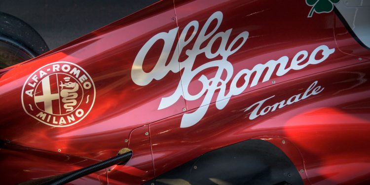 A Alfa Romeo acorda Milão com um Fórmula 1 no dia do seu 112º aniversário 19