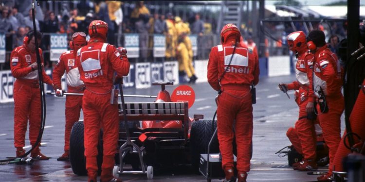 Ferrari Formula 1 vitorioso de Michael Schumacher vai a leilão! 24