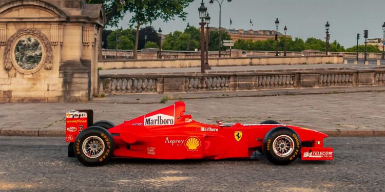 Ferrari Formula 1 vitorioso de Michael Schumacher vai a leilão! 37