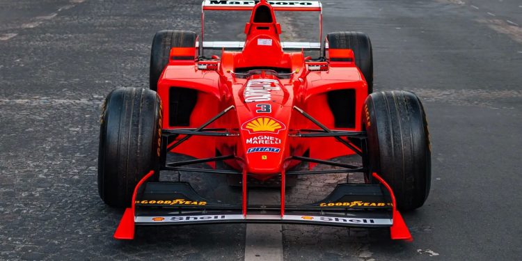 Ferrari Formula 1 vitorioso de Michael Schumacher vai a leilão! 36