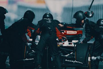 Valtteri Bottas nas ruas de Milão: o vídeo de tributo do Alfa Romeo F1 Team ORLEN aos 100 anos do Circuito de Monza 38