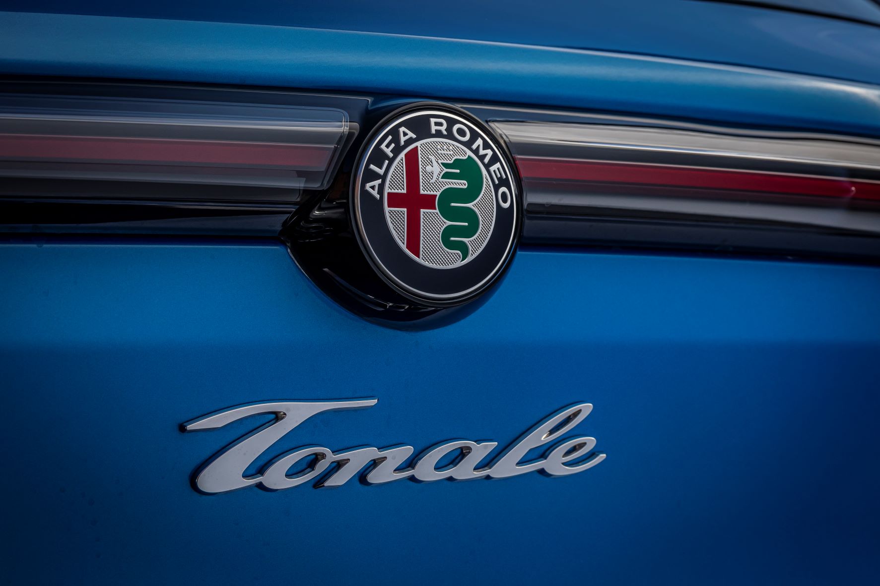 Novo Alfa Romeo Tonale conquista prémio de design "autonis" 14