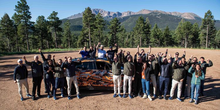 O Lamborghini Urus 2023 é o novo recordista de Pikes Peak na classe dos SUV! 24