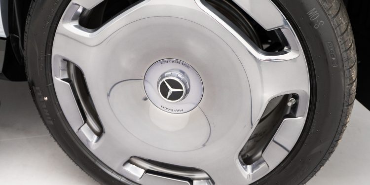 Soc. Com. C. Santos entrega único Mercedes-Maybach GLS Edition 100 em Portugal 23