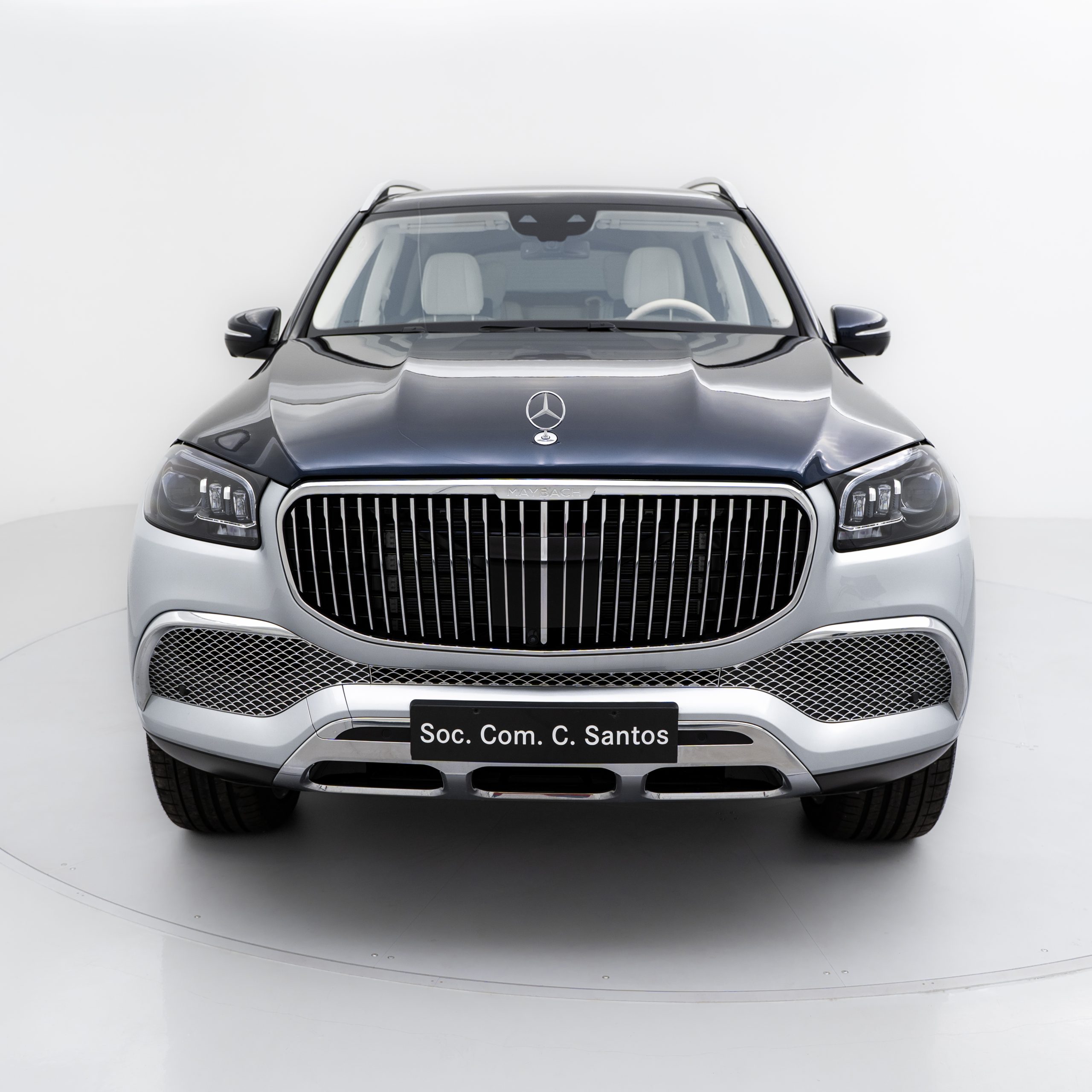 Soc. Com. C. Santos entrega único Mercedes-Maybach GLS Edition 100 em Portugal 16