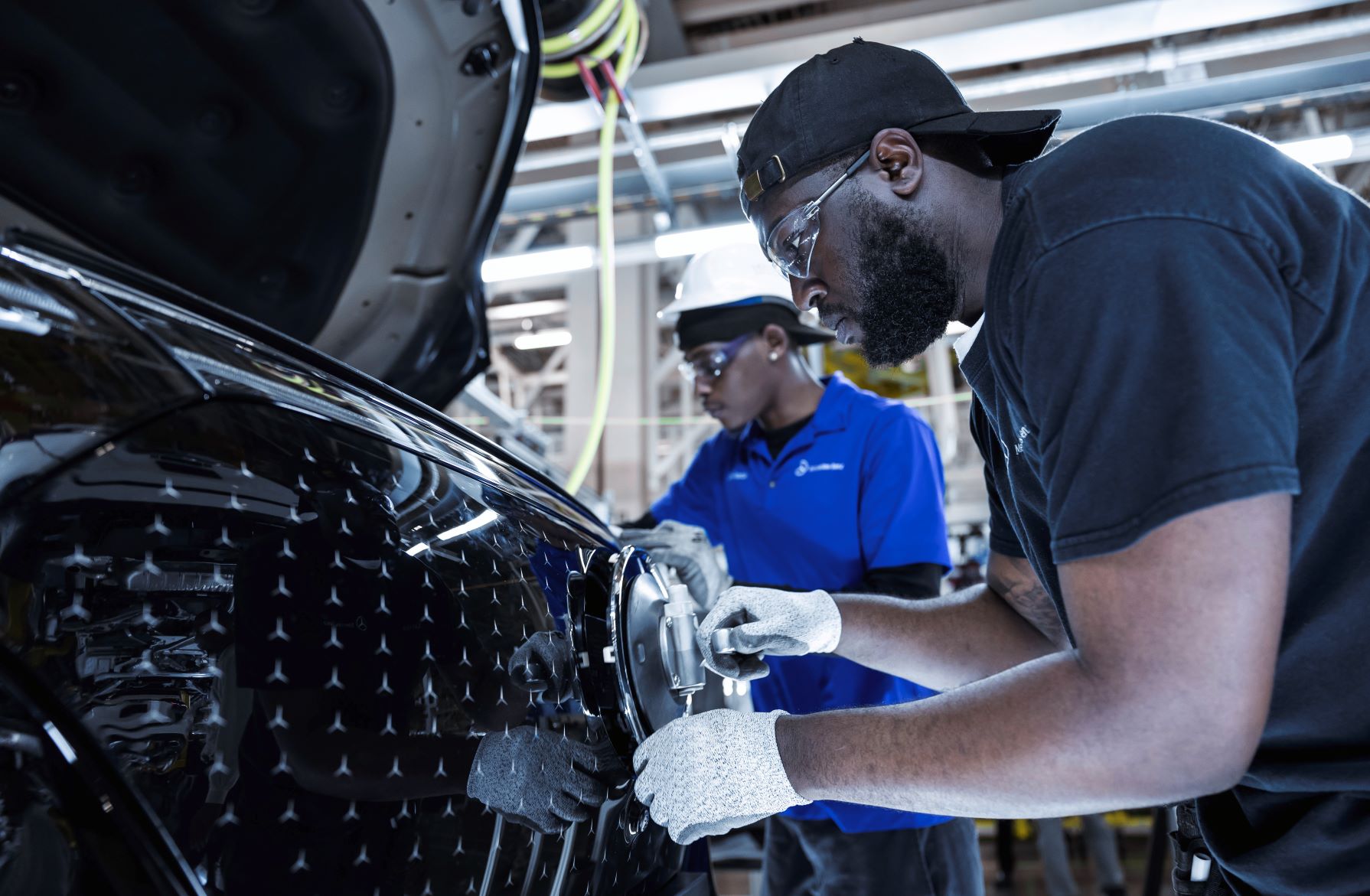 Início da produção do novo EQS SUV na fábrica da Mercedes-Benz em Alabama 16