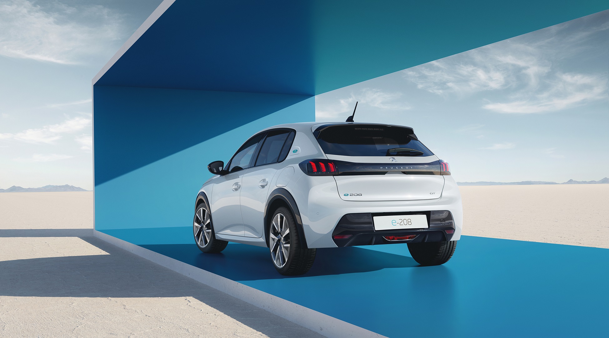 Novo Peugeot e-208 100% elétrico: Mais potência, maior eficiência e uma autonomia até 400km 18