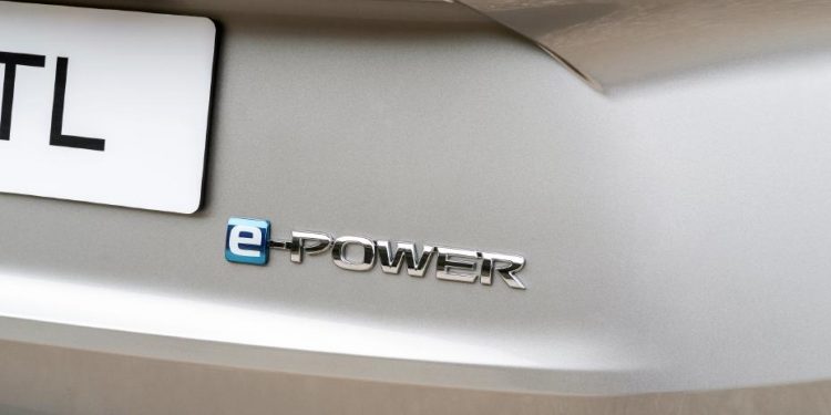 A nova geração do Nissan X-Trail revela-se na variante europeia (vídeo) 33