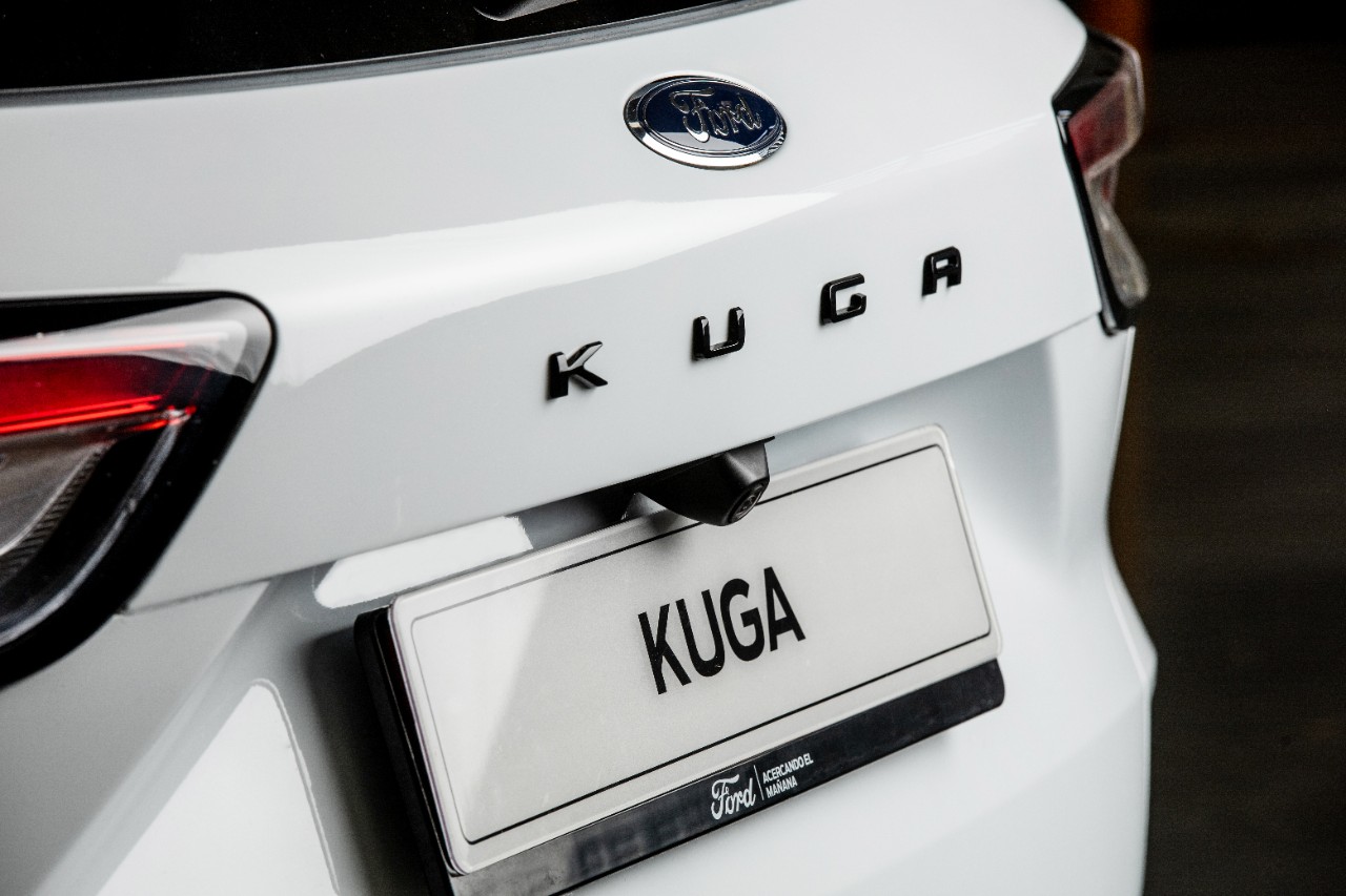 O Ford Kuga Plug-In Hybrid é o PHEV mais vendido na Europa 18
