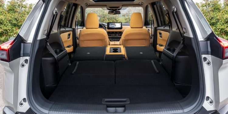 Nissan X-Trail estabelece nova referência para os crossovers familiares 27