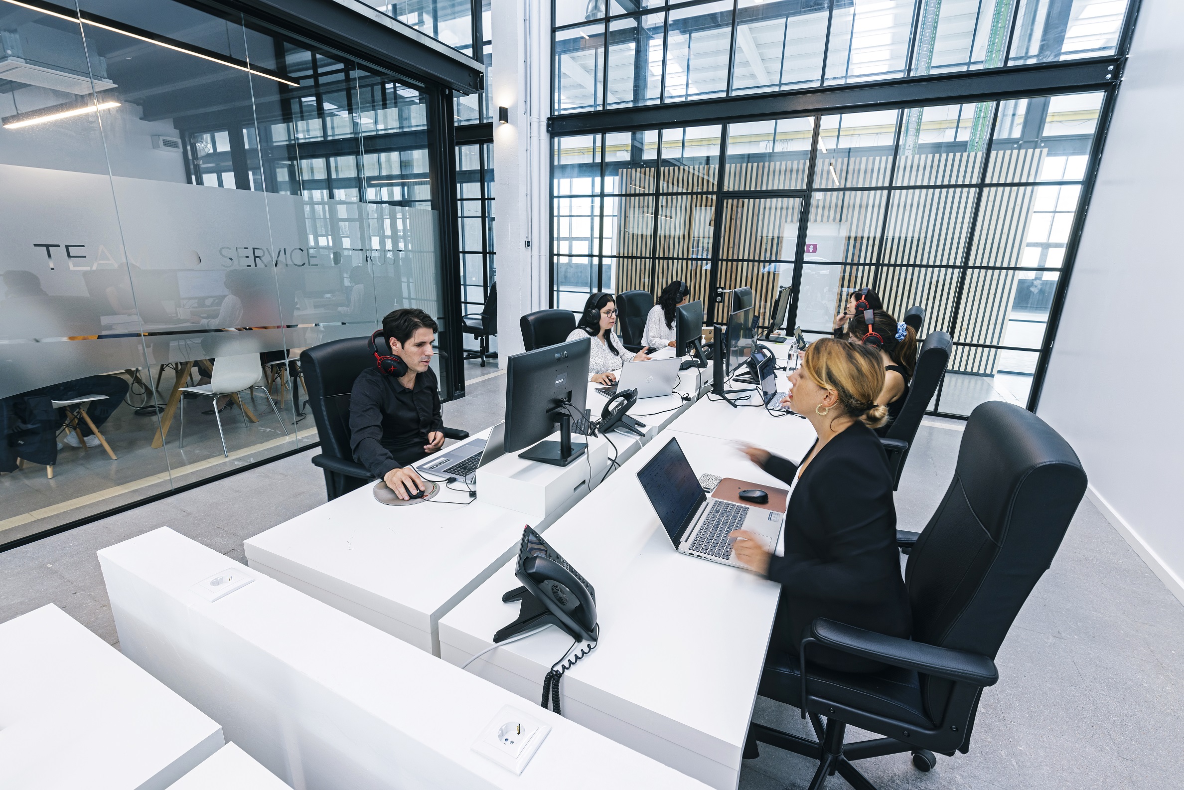 Citroën B-Parts solução responsável para assistir as viaturas Citroën a custos controlados 19