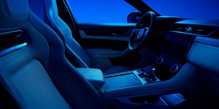 JAGUAR F-PACE com mais autonomia e especificações melhoradas em todas as versões! 20