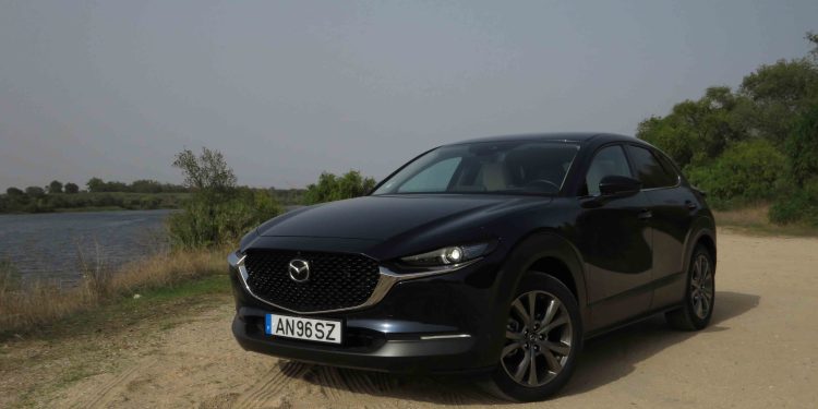 MAZDA CX-30 e-SKYACTIV X: Requinte Nipónico! 50