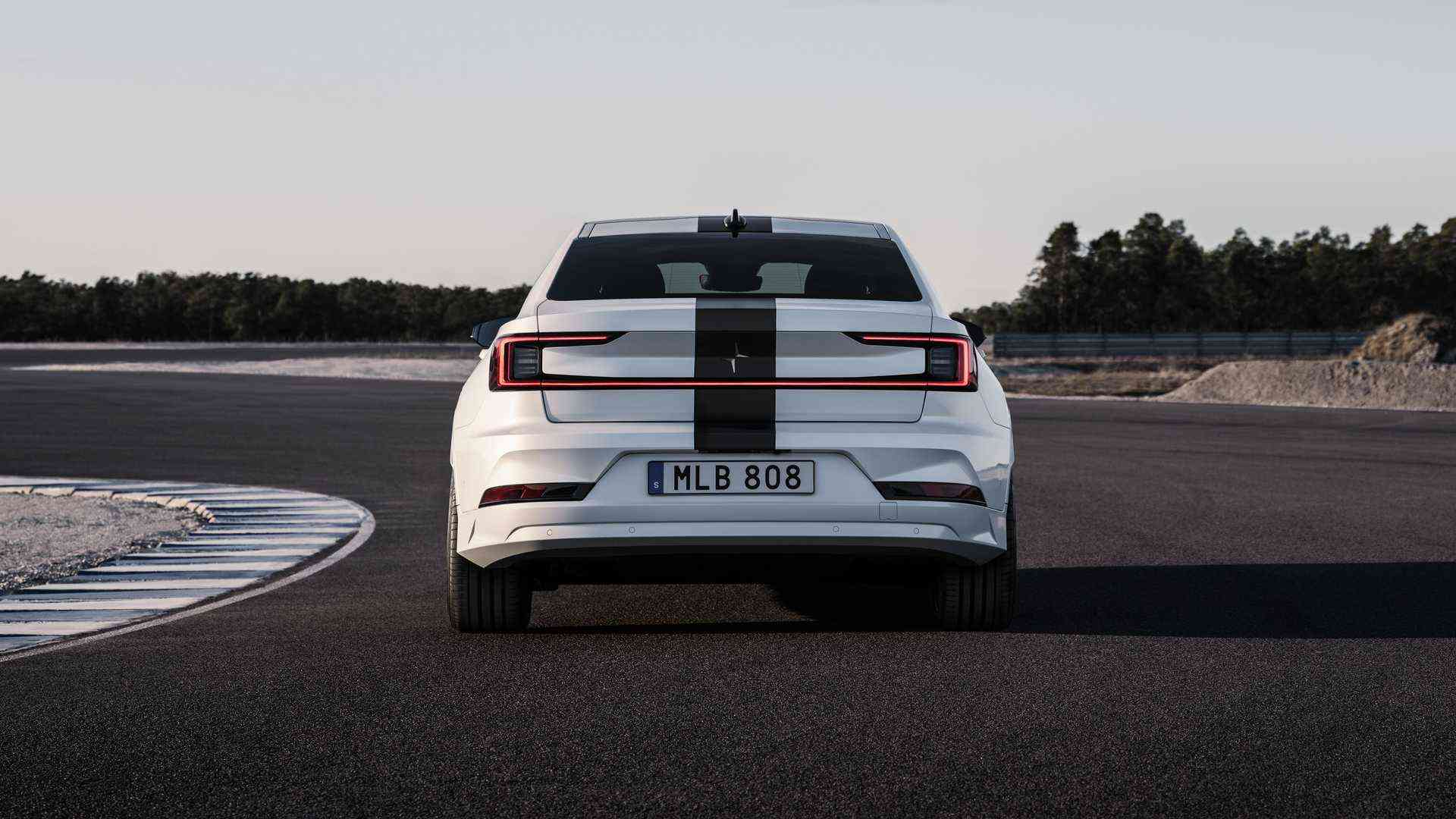Edição limitada Polestar 2 BST 270 18