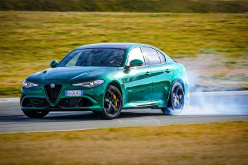 Alfa Romeo Giulia Quadrifoglio eleito “Best Performance Car for Thrills” na edição de 2023 dos Prémios “What Car? Car of the Year” 31