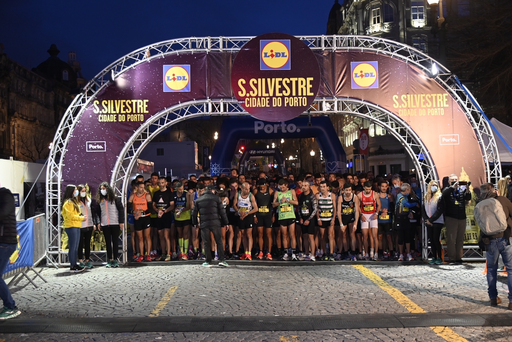 Hyundai é viatura oficial da corrida São Silvestre do Porto 15