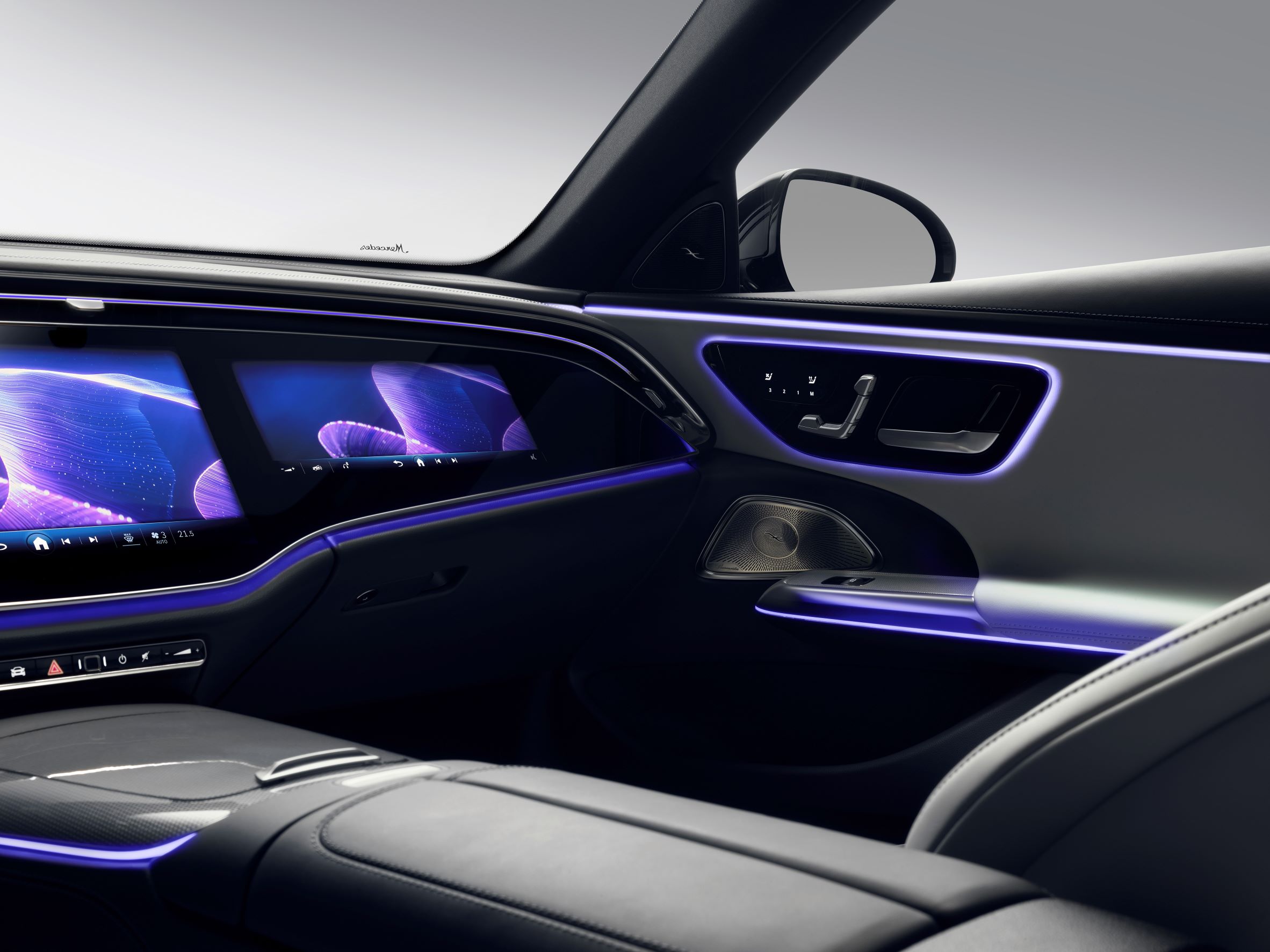 O novo Classe E: conceito de espaço e design do interior 24